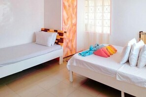 Room - RedDoorz @ Jmalls Island Tourist Inn Dinagat Island (San Jose)