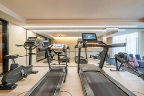 Gym - yihotel (Shanghai Lujiazui Riverside Center Expo Park Branch) (Shanghai)