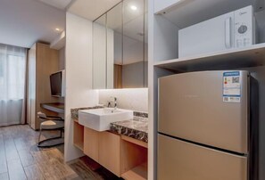 Room - yihotel (Shanghai Lujiazui Riverside Center Expo Park Branch) (Shanghai)