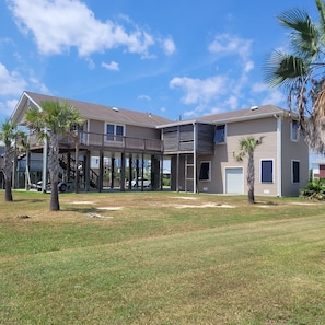 Exterior - Shore Beats Work 3Br 2Ba Waterfront (Shoreline Park)