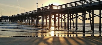 Luxury home in Newport Beach city Near UCI