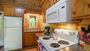 Cookware/dishes/utensils