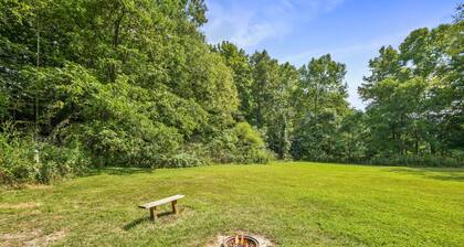Owl Creek | Hocking Hills, 54 Acres, Private Lake