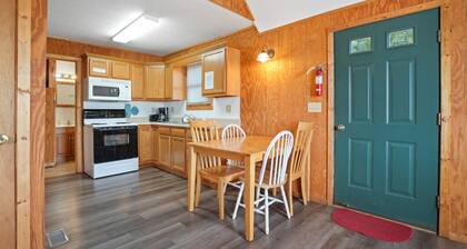 Cabins In Hocking - Retreat cabin 2