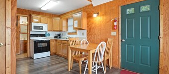 Cabins In Hocking - Retreat cabin 2