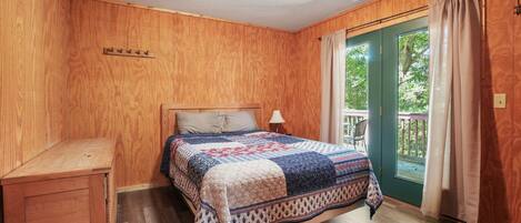 2 bedrooms, bed sheets