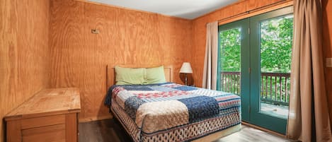 2 bedrooms, bed sheets