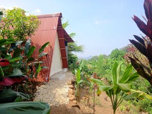 Comfort Double Room, Patio, Mountain View | Down duvets, free WiFi, bed sheets - tukamping (Santa Marta)