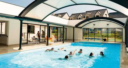 Maisonnette familiale avec piscine chauffée
