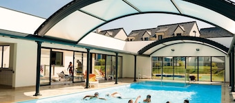 Maisonnette familiale avec piscine chauffée