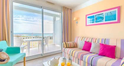 T2 avec une belle vue sur la mer + en bord du mer