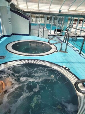 Piscine couverte, piscine chauffée