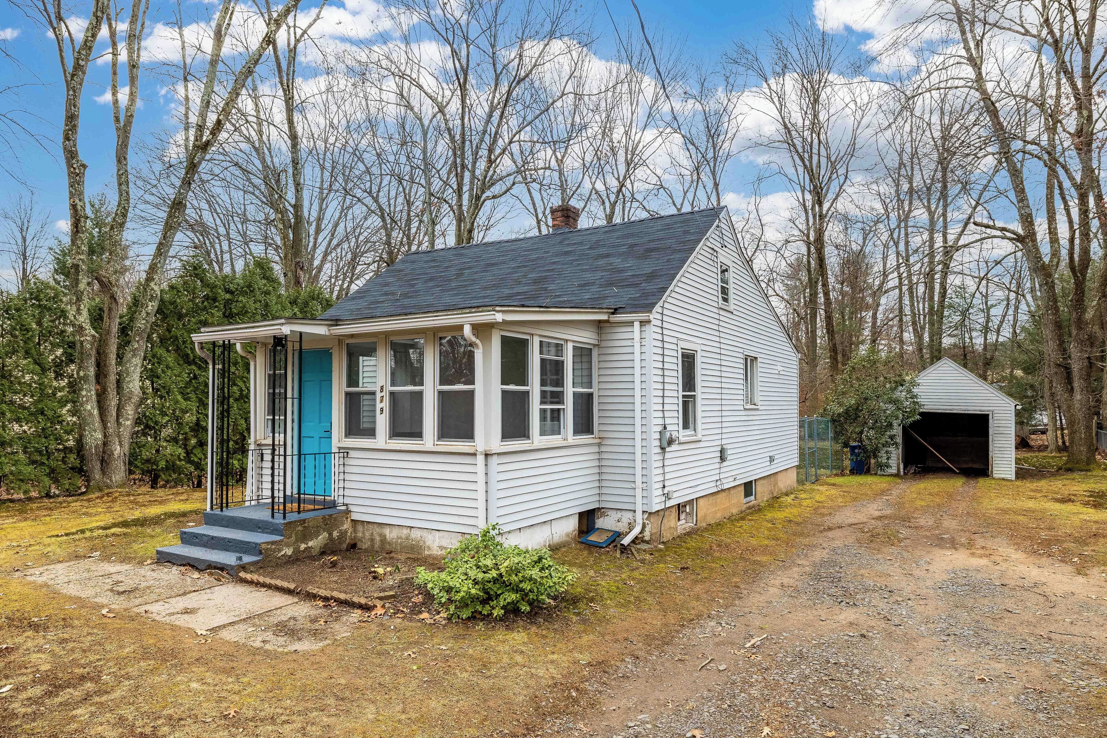 Beautiful House in Great Neighborhood - Rare Find