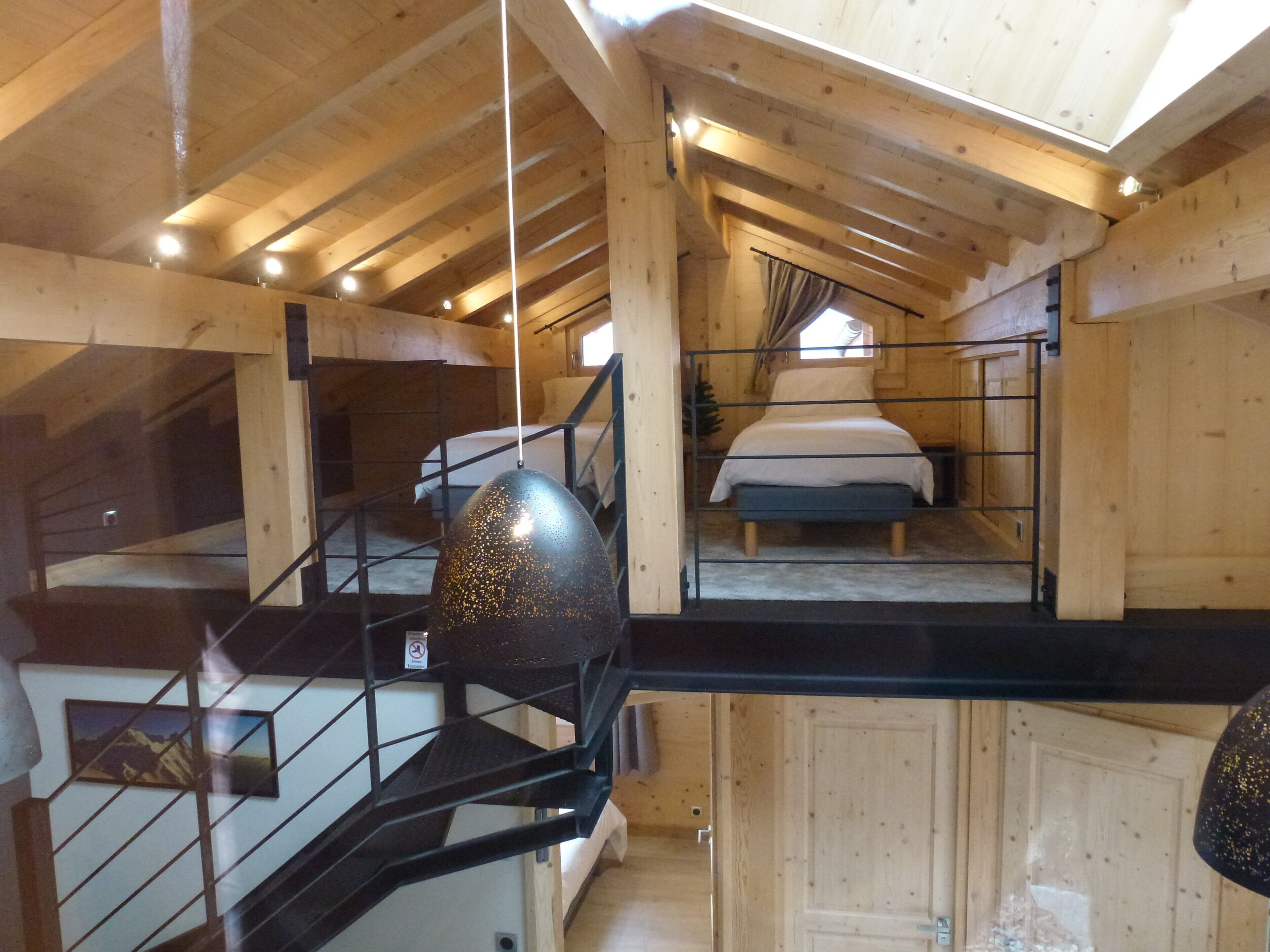 2 slaapkamers, een strijkplank/strijkijzer, gratis wifi, beddengoed