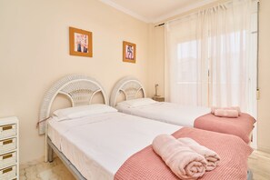 2 Schlafzimmer, Bügeleisen/Bügelbrett, kostenloses WLAN, Bettwäsche