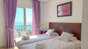 4 habitaciones, tabla de planchar con plancha y wifi gratis 