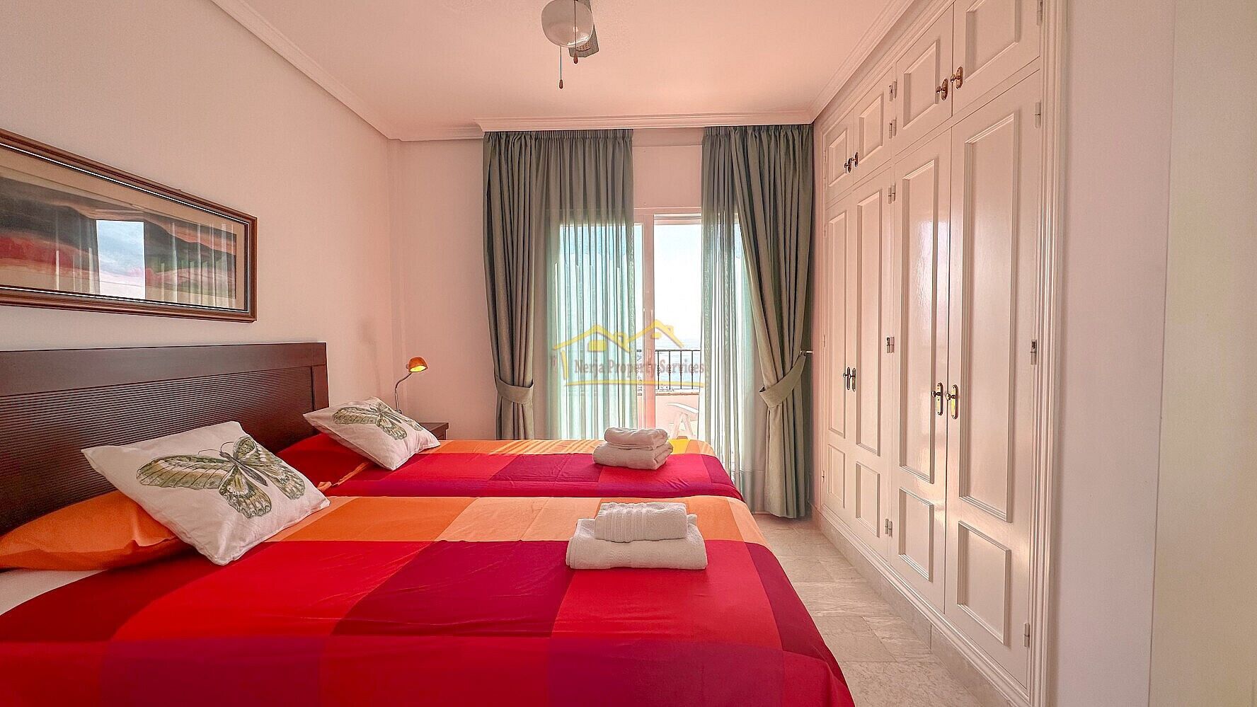 4 camere, ferro/asse da stiro, Wi-Fi gratuito, lenzuola