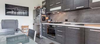Holiday Home 'House of Flowers' with Balcony and Wi-Fi