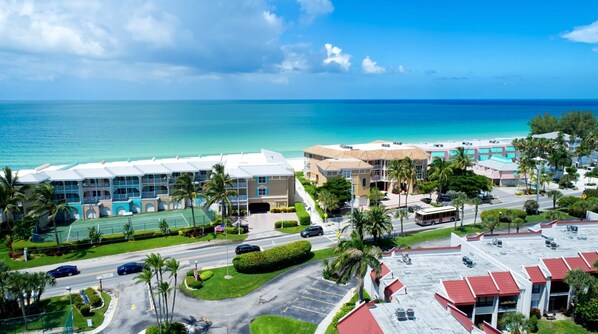 Exterior - Runaway Bay 153 - Beach, bay, pool and gym (Bradenton Beach)