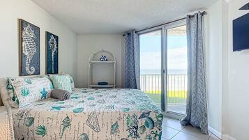 2 slaapkamers, een strijkplank/strijkijzer, reisbedje, gratis wifi