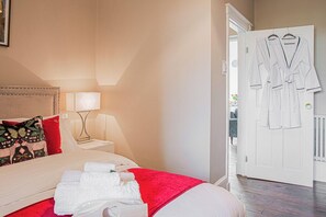 Appartement, uitzicht op stad | 1 slaapkamer, een strijkplank/strijkijzer, gratis wifi