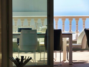 Dining - Happiness Chalet with Heated Swimming Pool (Costa Adeje)