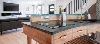 The Cottage - 2 Bedroom Cottage - Tenby