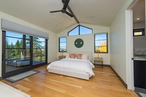 5 عدّة غرف نوم ومكواة/لوح كي وسرير سفر وواي فاي