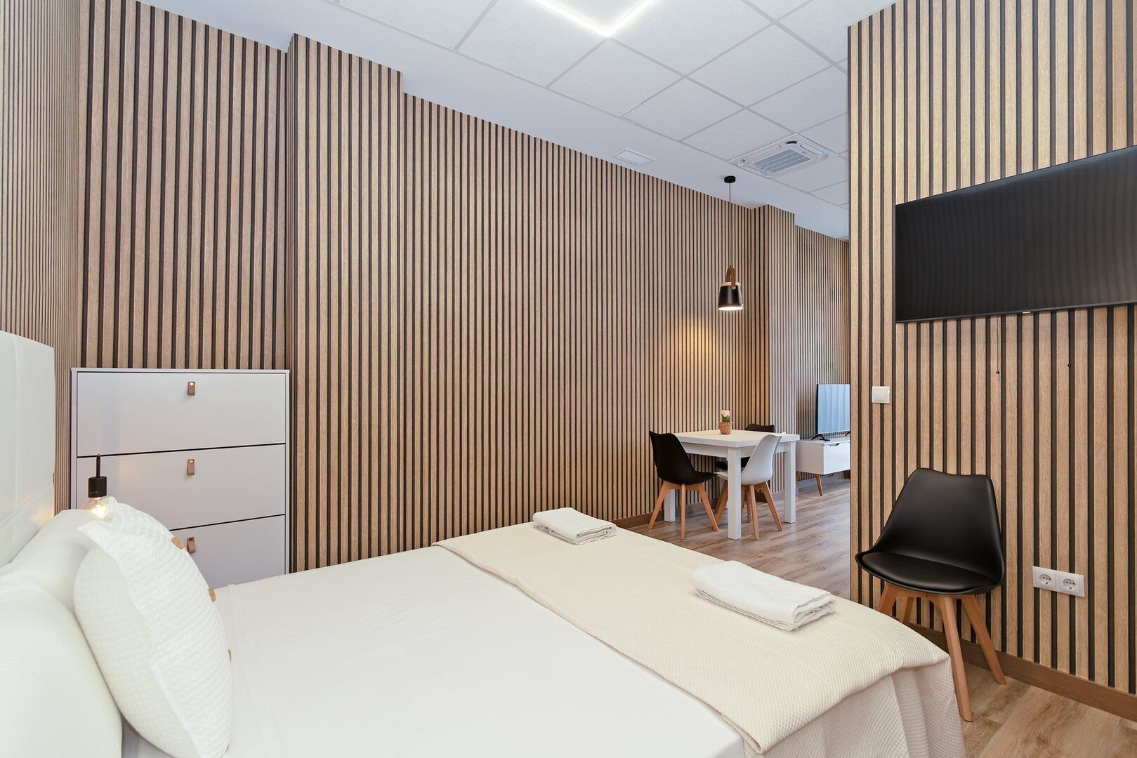 1 bedroom, desk, iron/ironing board, Internet