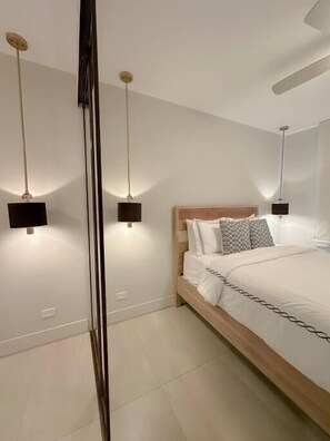 3 bedrooms, iron/ironing board, free WiFi, bed sheets