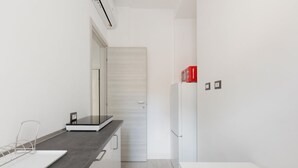 Unclassified image, 4 of 25, button - Milan- Corso Lodi Cozy APT with small terrace! (Milano)