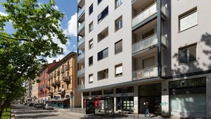 Unclassified image, 3 of 25, button - Milan- Corso Lodi Cozy APT with small terrace! (Milano)