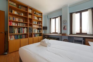 مكواة/لوح كي وواي فاي وملاءات أسرّة