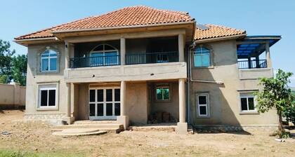 The Countryside Home