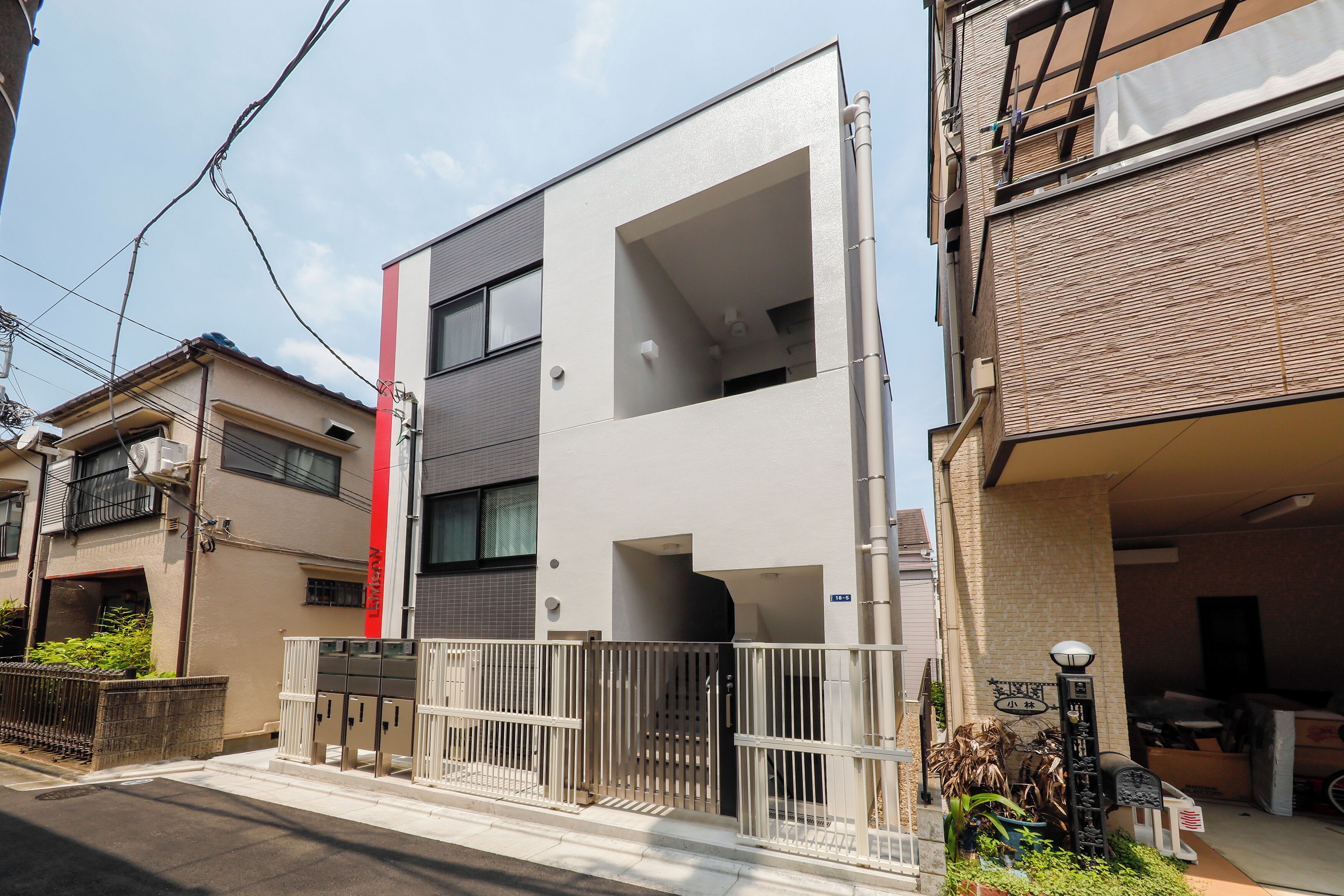 واجهة المنشأة