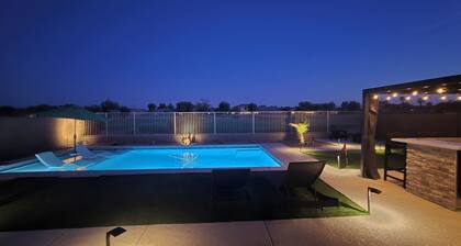 4BR Golf Course Retreat with NEW Heated Pool, Located on the Duke!