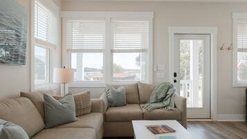 تلفزيون ذكي، كُتُب