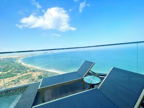 Departamento familiar, vista a la playa | Alberca privada