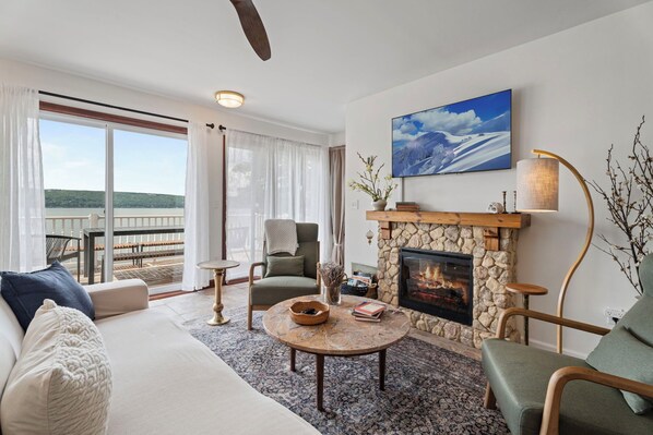 Téléviseur connecté, foyer