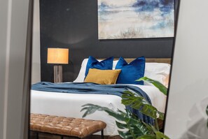 1 slaapkamer, een strijkplank/strijkijzer, gratis wifi, beddengoed