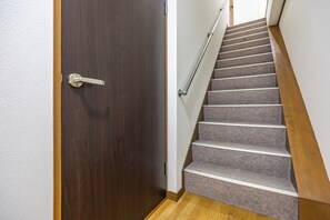 Maison Familiale, balcon | 4 chambres, rideaux occultants, fer et planche à repasser, Wi-Fi gratuit