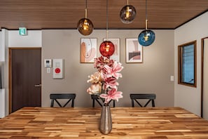 Casa familiar, balcón | Servicio a la habitación