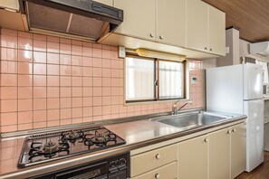 Family House, Balcony | Private kitchen - TACHIBANA Tengachaya (Osaka)