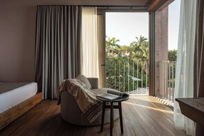 4 bedrooms, desk, iron/ironing board, travel cot - Rosa Morada: Luxury Villas with Private Beach (San Francisco)