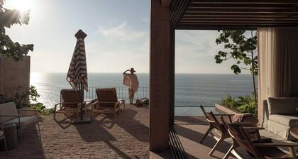 Rosa Morada: Luxury Villas with Private Beach