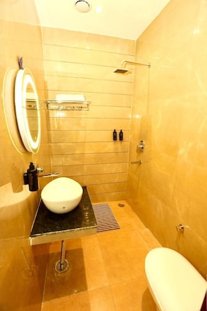 Double or Twin Room, City View | Bathroom | Shower, rainfall showerhead, designer toiletries, towels