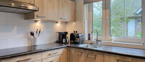 Fridge, microwave, dishwasher, coffee/tea maker