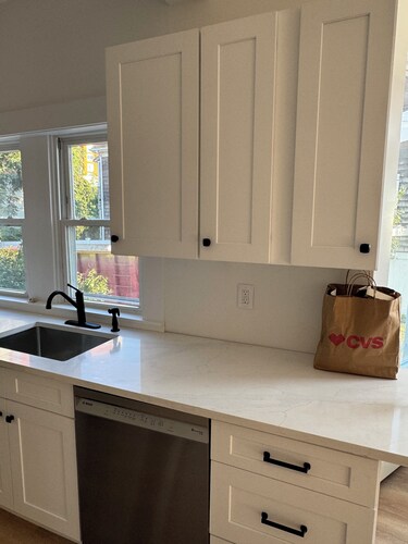 NEW 3 BR 2 BTH in Harbor Point