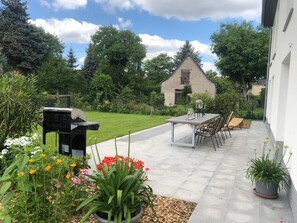 Outdoor dining - Ferienwohnung Beetzseeheide (Beetzseeheide)