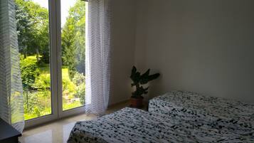 3 camere, Wi-Fi, lenzuola